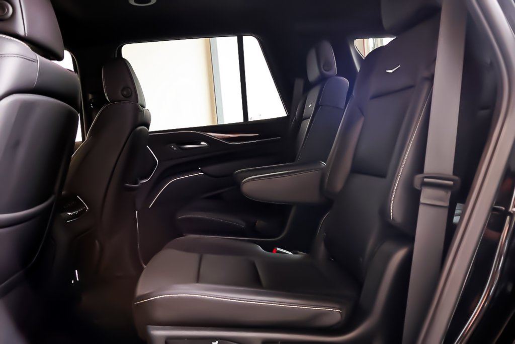 Cadillac Escalade 4WD LUXURY + V8 6.2 + 7 PASSAGERS 2023 à Terrebonne, Québec - 31 - w1024h768px