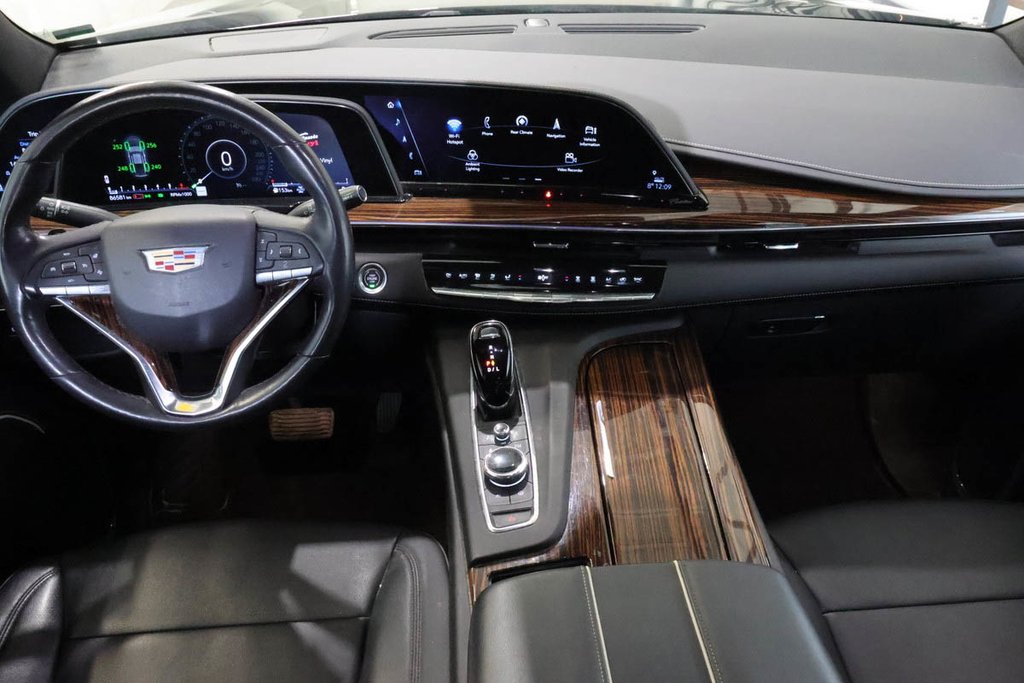 Cadillac Escalade LUXURY 4WD + V8 6.2L 2023 à Terrebonne, Québec - 15 - w1024h768px