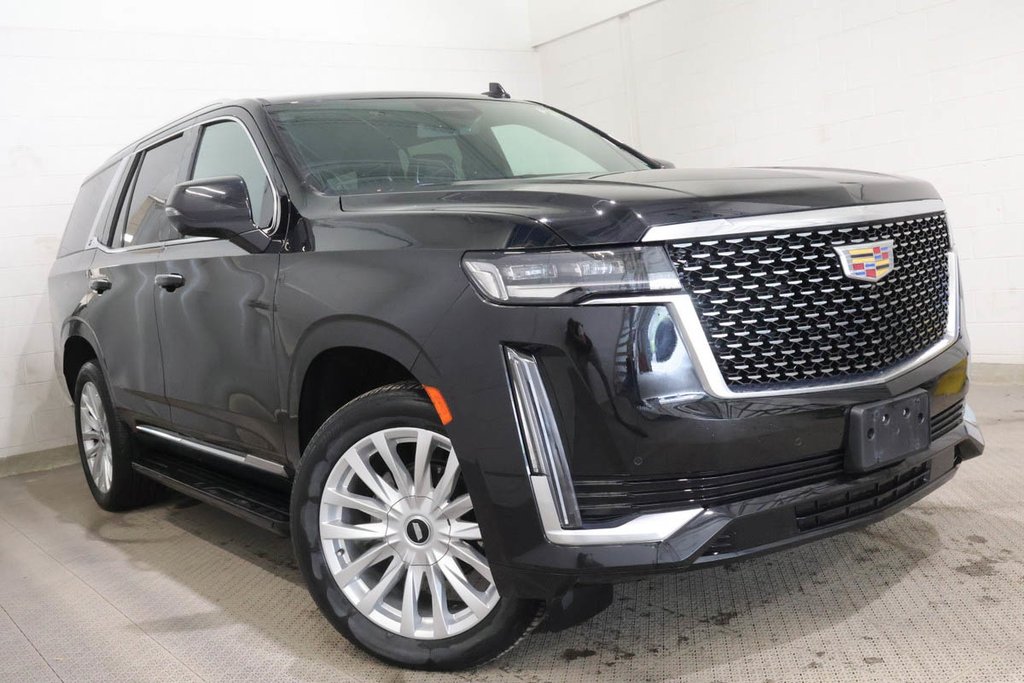 Cadillac Escalade LUXURY 4WD + V8 6.2L 2023 à Terrebonne, Québec - 1 - w1024h768px