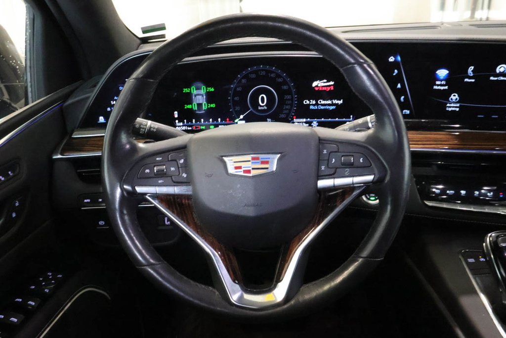 Cadillac Escalade LUXURY 4WD + V8 6.2L 2023 à Terrebonne, Québec - 17 - w1024h768px