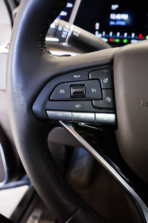 2024 Cadillac Escalade 4RM SPORT TOURING + GROUPE ONYX + V8 6.2L in Terrebonne, Quebec - 19 - w1024h768px