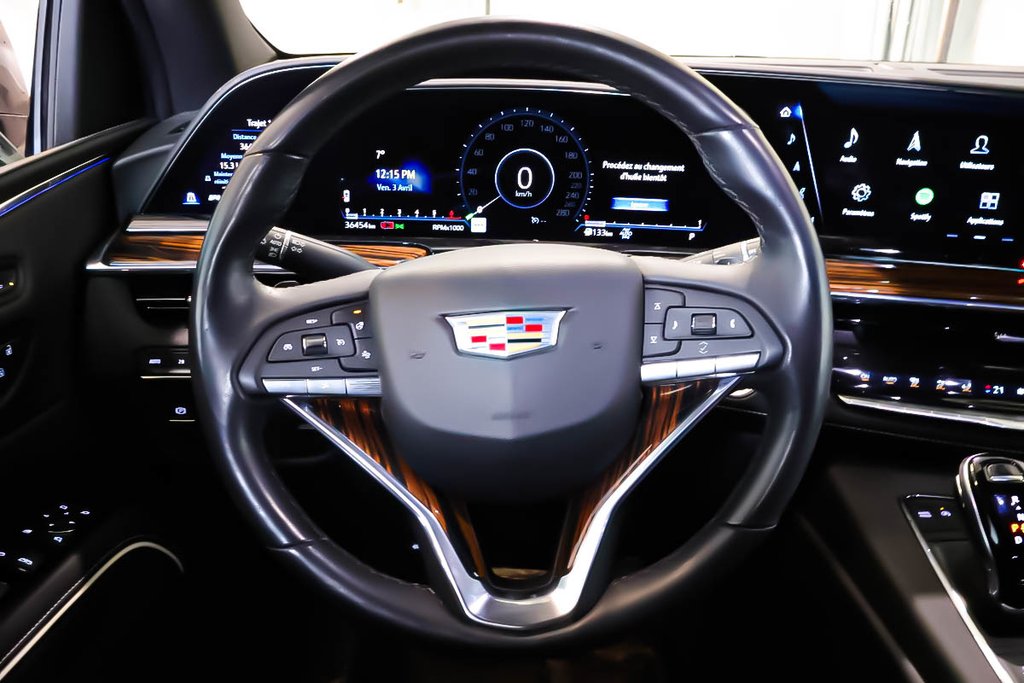 Cadillac Escalade 4RM LUXURY + V8 6.2L + CUIR + TOIT OUVRANT PANO 2024 à Terrebonne, Québec - 27 - w1024h768px