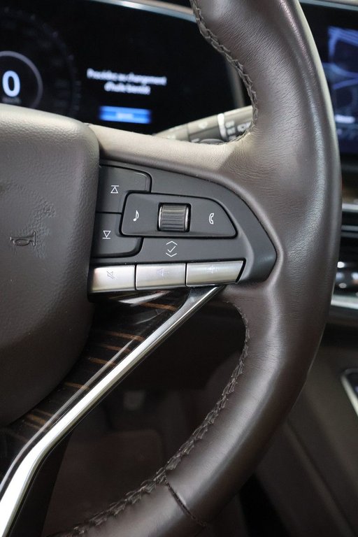Cadillac Escalade SPORT + AWD + ENSEMBLE ONYX + TOIT OUVRANT PANO 2024 à Terrebonne, Québec - 21 - w1024h768px