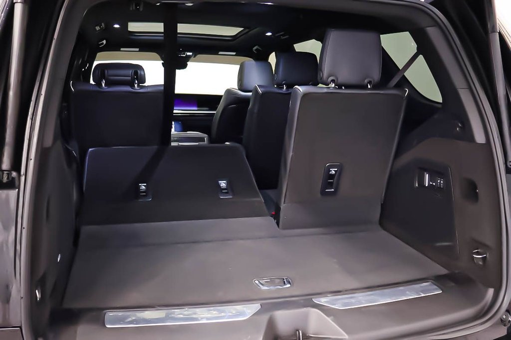 Cadillac Escalade SPORT 4RM + V8 6.2L + GROUPE TOURING 2025 à Terrebonne, Québec - 9 - w1024h768px