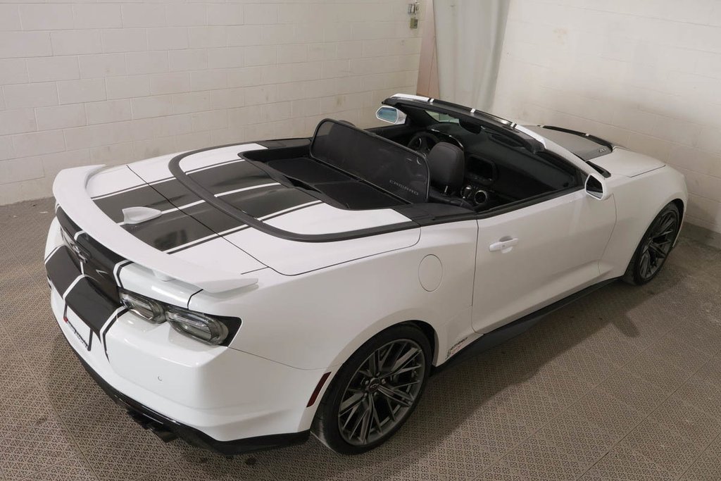 2022 Chevrolet Camaro ZL1 + CONVERTIBLE + RWD + AUTOMATIQUE in Terrebonne, Quebec - 9 - w1024h768px
