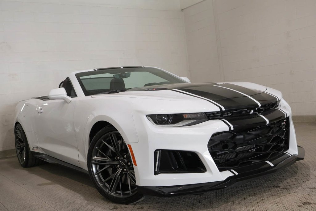 2022 Chevrolet Camaro ZL1 + CONVERTIBLE + RWD + AUTOMATIQUE in Terrebonne, Quebec - 1 - w1024h768px