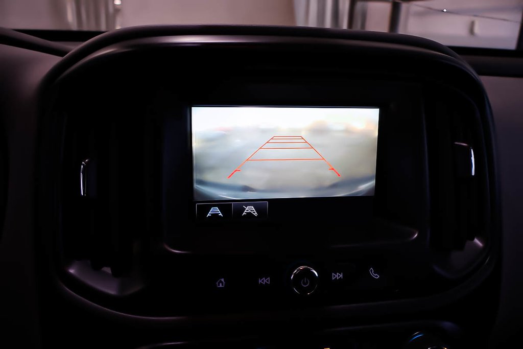 Chevrolet Colorado WT + CREW CAB + LONG BOX + 4X4 2017 à Terrebonne, Québec - 19 - w1024h768px