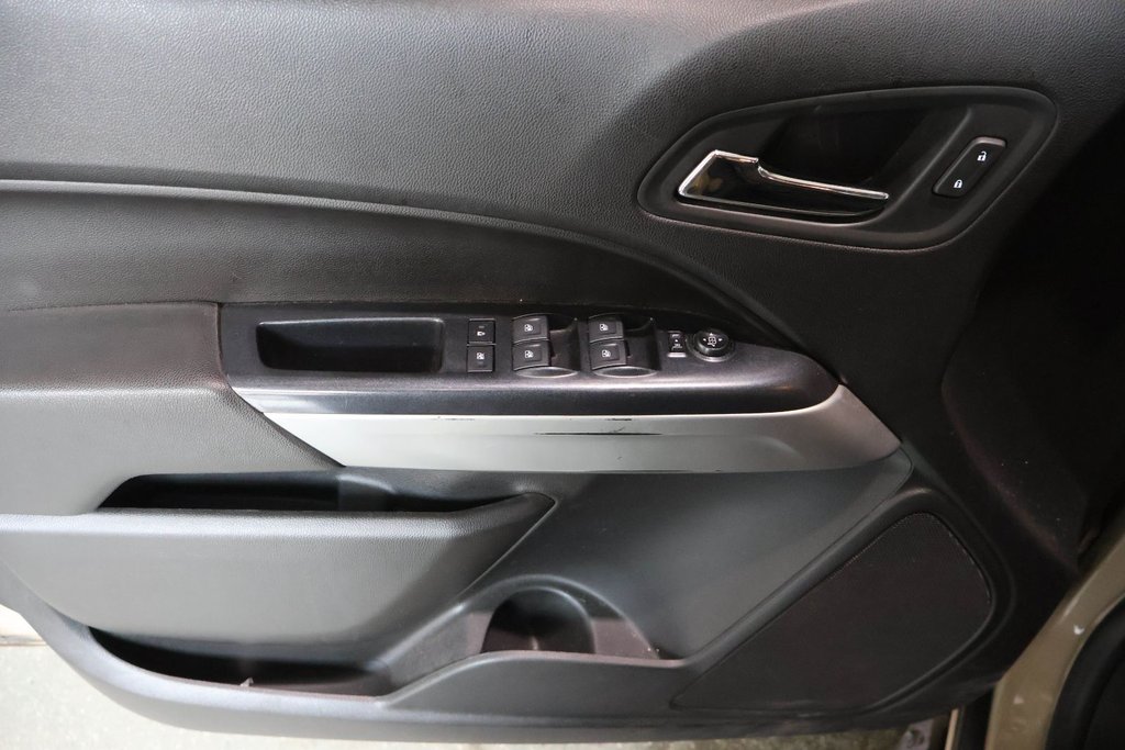 2021 Chevrolet Colorado ZR2 + 4WD + CREW CAB + SHORT BOX in Terrebonne, Quebec - 22 - w1024h768px