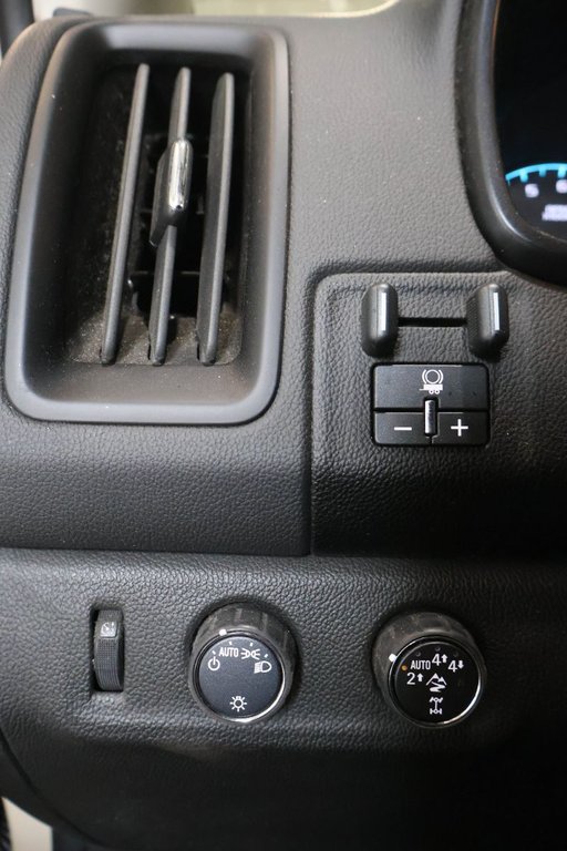 2021 Chevrolet Colorado ZR2 + 4WD + CREW CAB + SHORT BOX in Terrebonne, Quebec - 20 - w1024h768px