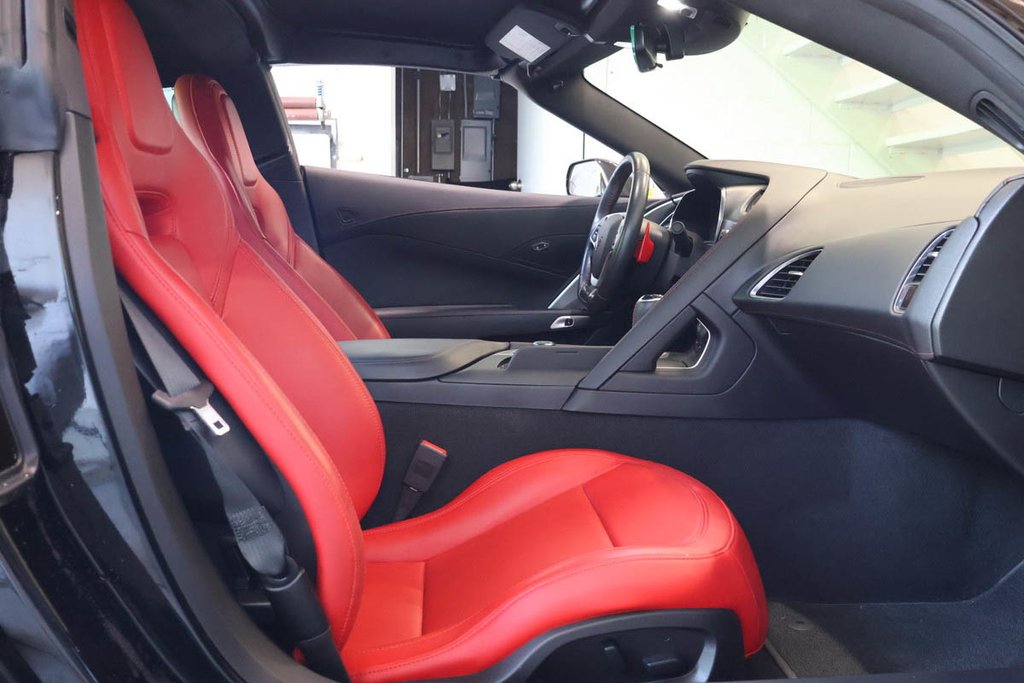 Chevrolet Corvette Z06 1LZ  + V8 6.2L + RWD + TOIT TARGA 2019 à Terrebonne, Québec - 11 - w1024h768px