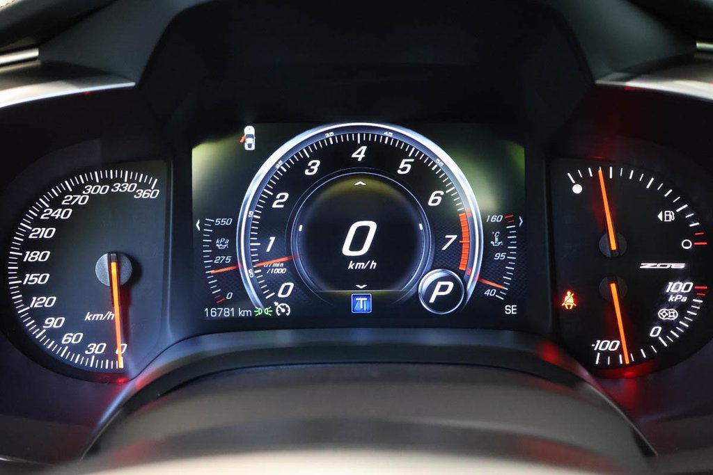 Chevrolet Corvette Z06 1LZ  + V8 6.2L + RWD + TOIT TARGA 2019 à Terrebonne, Québec - 19 - w1024h768px