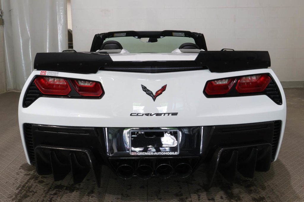Chevrolet Corvette GRAND SPORT 2LT + MANUELLE + CONVERTIBLE + RWD 2019 à Terrebonne, Québec - 7 - w1024h768px
