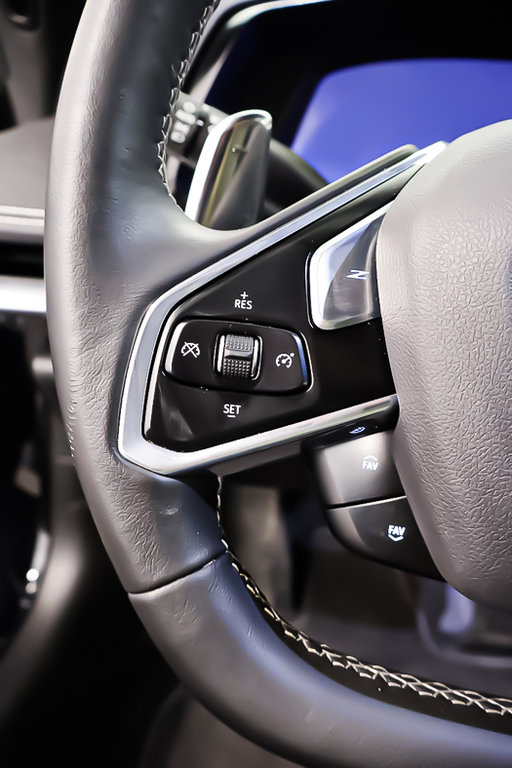 2023 Chevrolet Corvette STINGRAY 1LT COUPE + V8 6.2L + in Terrebonne, Quebec - 15 - w1024h768px