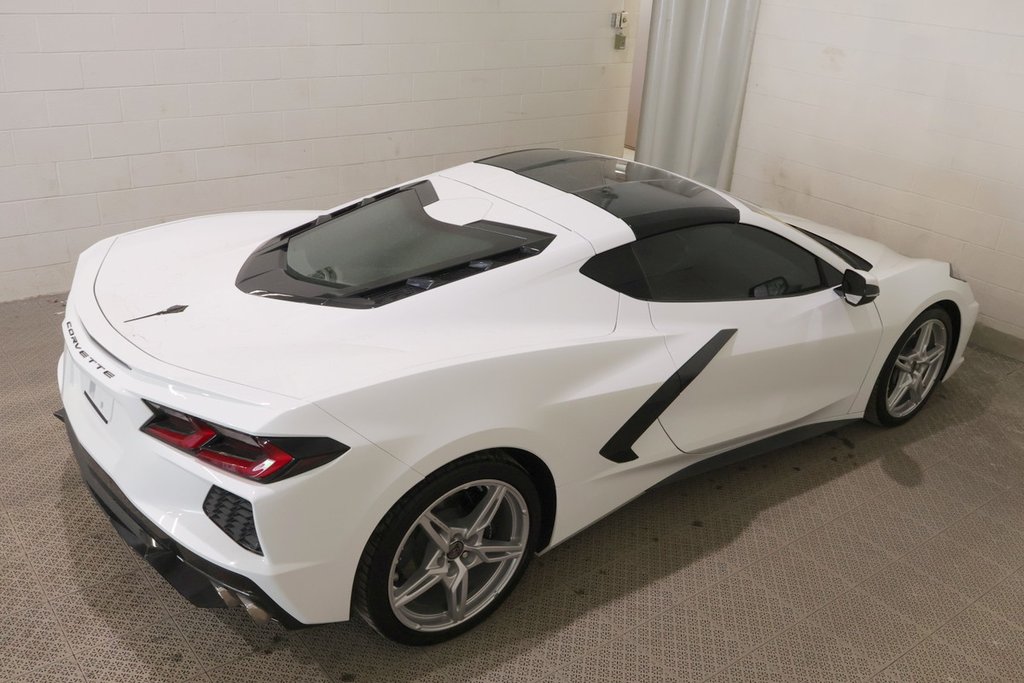 2023 Chevrolet Corvette 1LT + AUTOMATIQUE + TOIT TARGA in Terrebonne, Quebec - 6 - w1024h768px