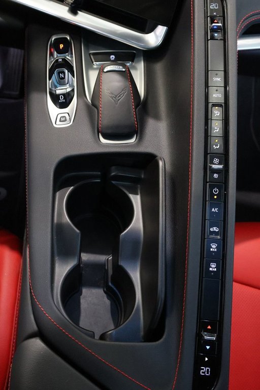 2023 Chevrolet Corvette 1LT + AUTOMATIQUE + TOIT TARGA in Terrebonne, Quebec - 22 - w1024h768px