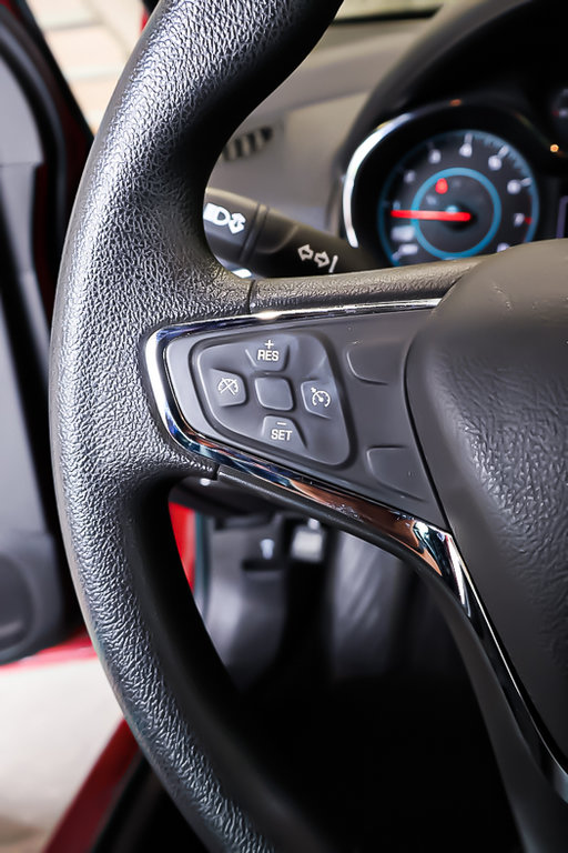 Chevrolet Cruze LT + AUTOMATIQUE + GROUPE ELECTRIQUE 2018 à Terrebonne, Québec - 15 - w1024h768px