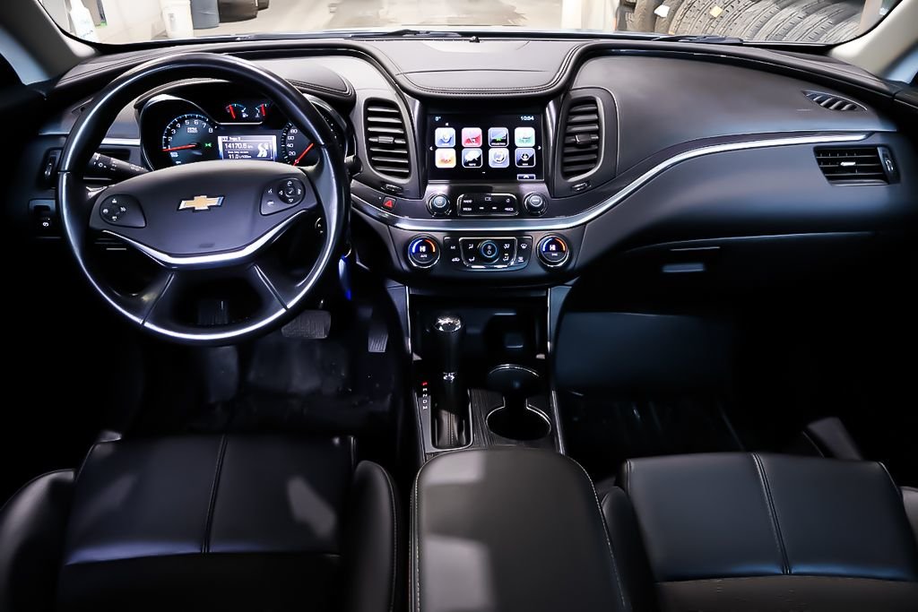 Chevrolet Impala LT + CLIMATISEUR + CAMERA DE RECUL + ECRAN TACTILE 2017 à Terrebonne, Québec - 9 - w1024h768px