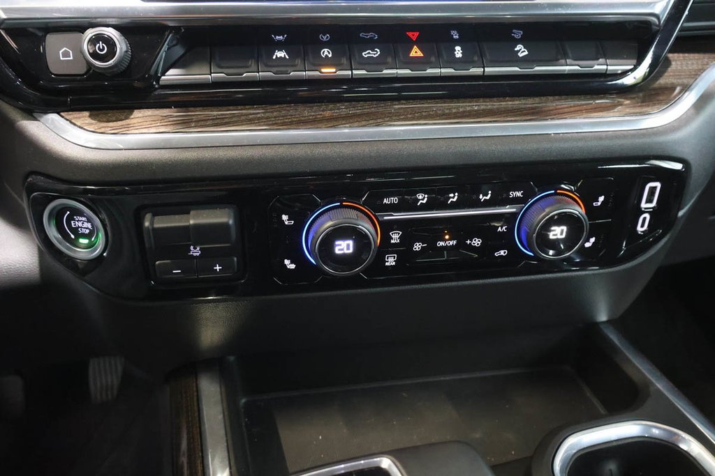 Chevrolet Silverado LT TRAILBOSS + SHORT BOX + AWD + APPARENCE NOIRE 2025 à Terrebonne, Québec - 23 - w1024h768px