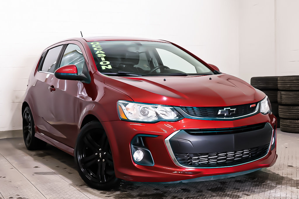 2018 Chevrolet Sonic PREMIER + AUTOMATIQUE + TOIT OUVRANT in Terrebonne, Quebec - 1 - w1024h768px