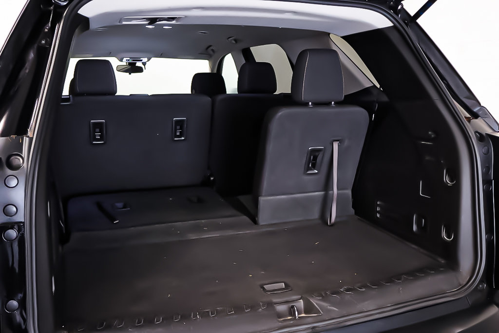 Chevrolet Traverse LS + AWD + 8 PASSAGERS 2019 à Terrebonne, Québec - 9 - w1024h768px