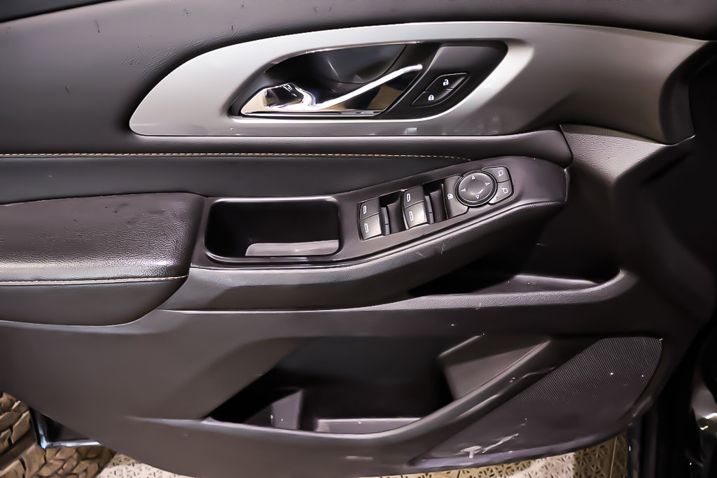 Chevrolet Traverse LS + AWD + 8 PASSAGERS 2019 à Terrebonne, Québec - 26 - w1024h768px