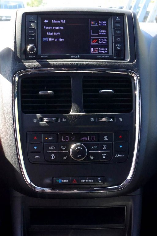 Chrysler GRAND CARAVAN PREMIUM PLUS + STOW N GO + 7 PASSAGERS 2020 à Terrebonne, Québec - 18 - w1024h768px