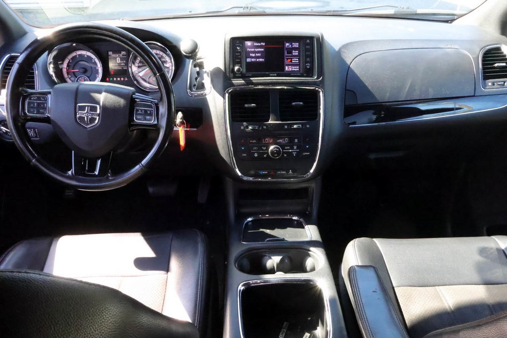 Chrysler GRAND CARAVAN PREMIUM PLUS + STOW N GO + 7 PASSAGERS 2020 à Terrebonne, Québec - 11 - w1024h768px