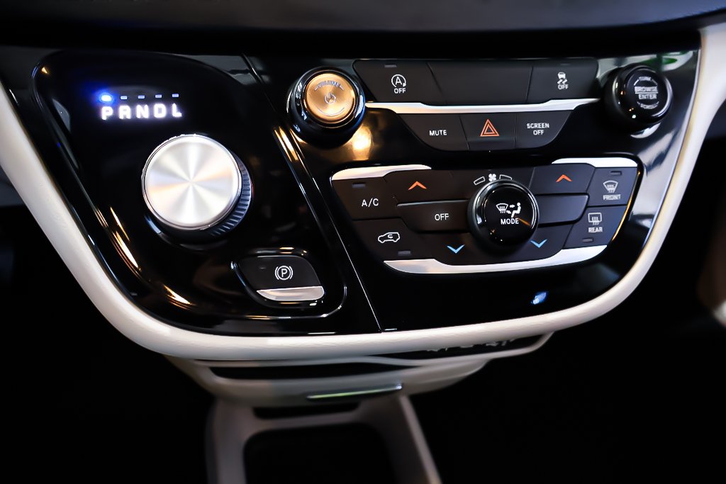 Chrysler Grand Caravan SE + CLIMATISATION 2021 à Terrebonne, Québec - 25 - w1024h768px