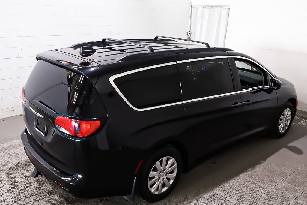 Chrysler Grand Caravan SE + CLIMATISATION 2021 à Terrebonne, Québec - 10 - w1024h768px