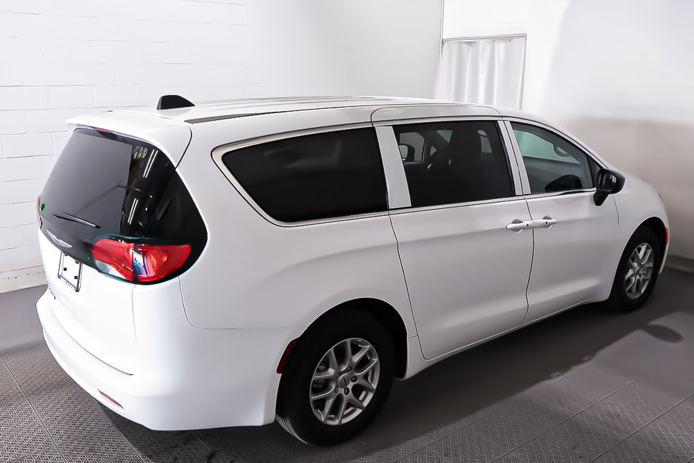 Chrysler Grand Caravan SXT 2024 à Terrebonne, Québec - 8 - w1024h768px