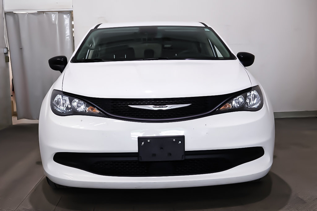 Chrysler Grand Caravan SXT + STOW N GO + CARPLAY 2024 à Terrebonne, Québec - 2 - w1024h768px