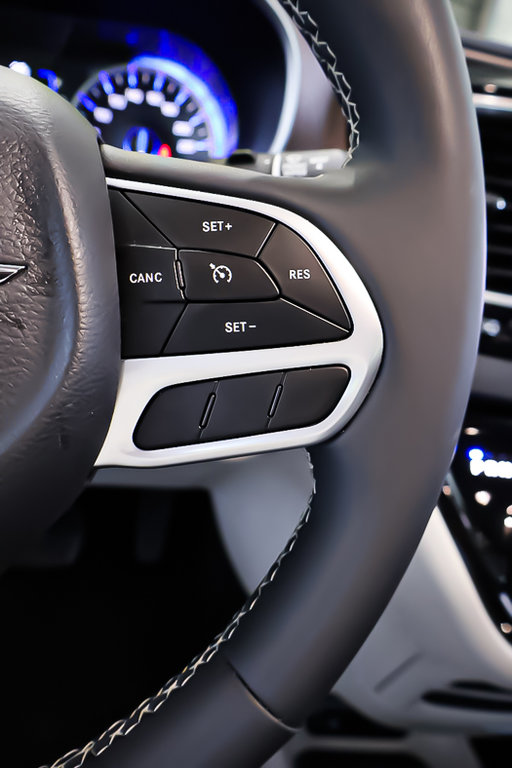 Chrysler Grand Caravan SXT + STOW N GO + CARPLAY 2024 à Terrebonne, Québec - 19 - w1024h768px