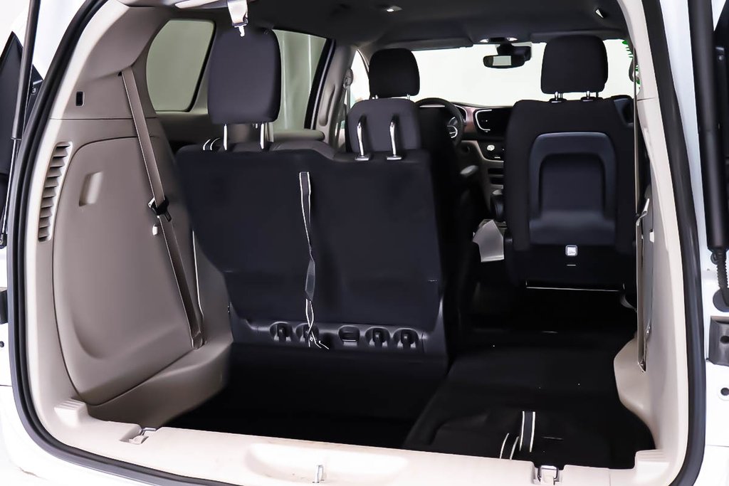 Chrysler GRAND CARAVAN SXT + DEMARREUR A DISTANCE + CARPLAY 2024 à Terrebonne, Québec - 9 - w1024h768px