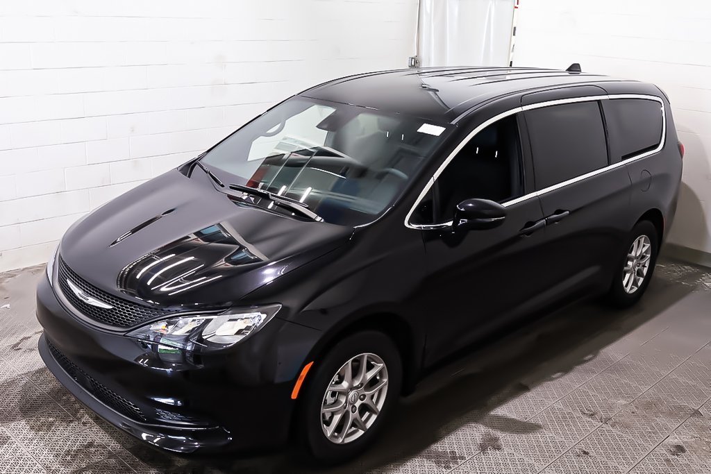 Chrysler Grand Caravan SXT 2025 à Terrebonne, Québec - 3 - w1024h768px