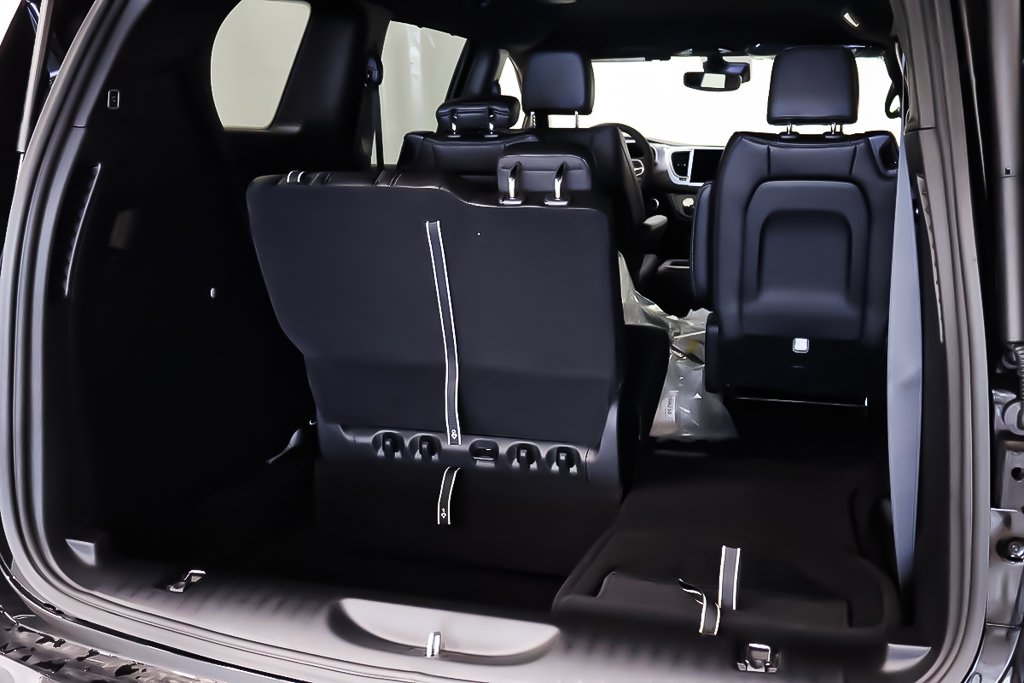 Chrysler Grand Caravan SXT 2025 à Terrebonne, Québec - 7 - w1024h768px