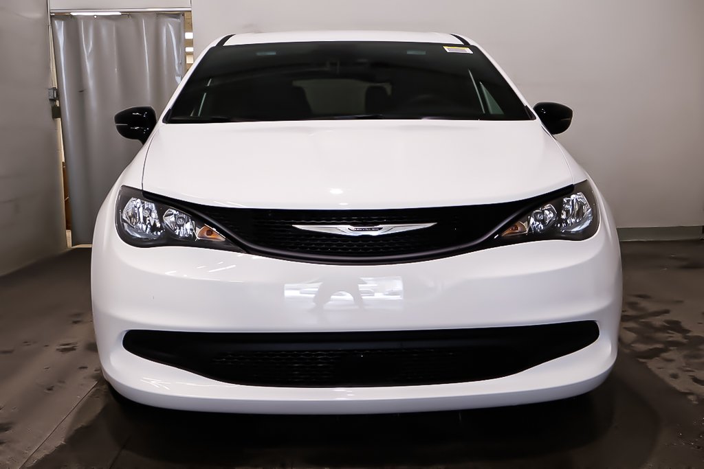 Chrysler Grand Caravan SXT 2026 à Terrebonne, Québec - 2 - w1024h768px