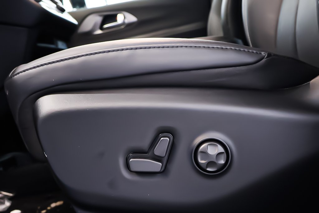 Chrysler Grand Caravan SXT 2026 à Terrebonne, Québec - 11 - w1024h768px