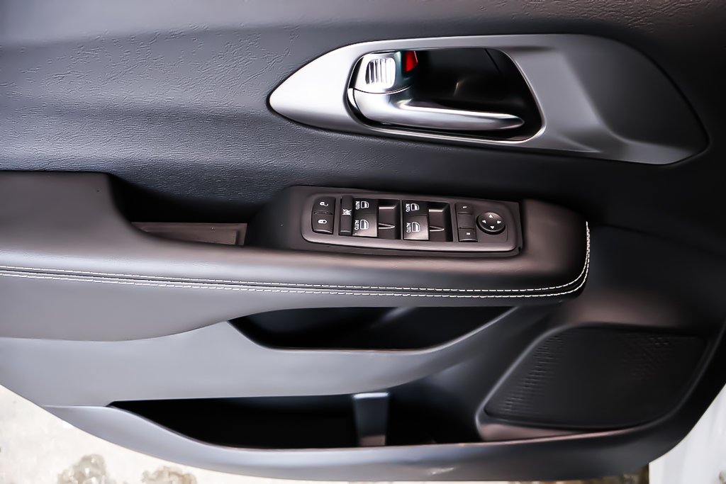 Chrysler Grand Caravan SXT 2026 à Terrebonne, Québec - 20 - w1024h768px