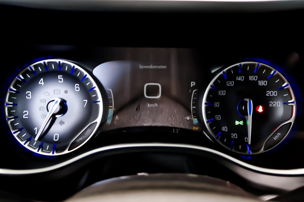 Chrysler Grand Caravan SXT 2026 à Terrebonne, Québec - 16 - w1024h768px