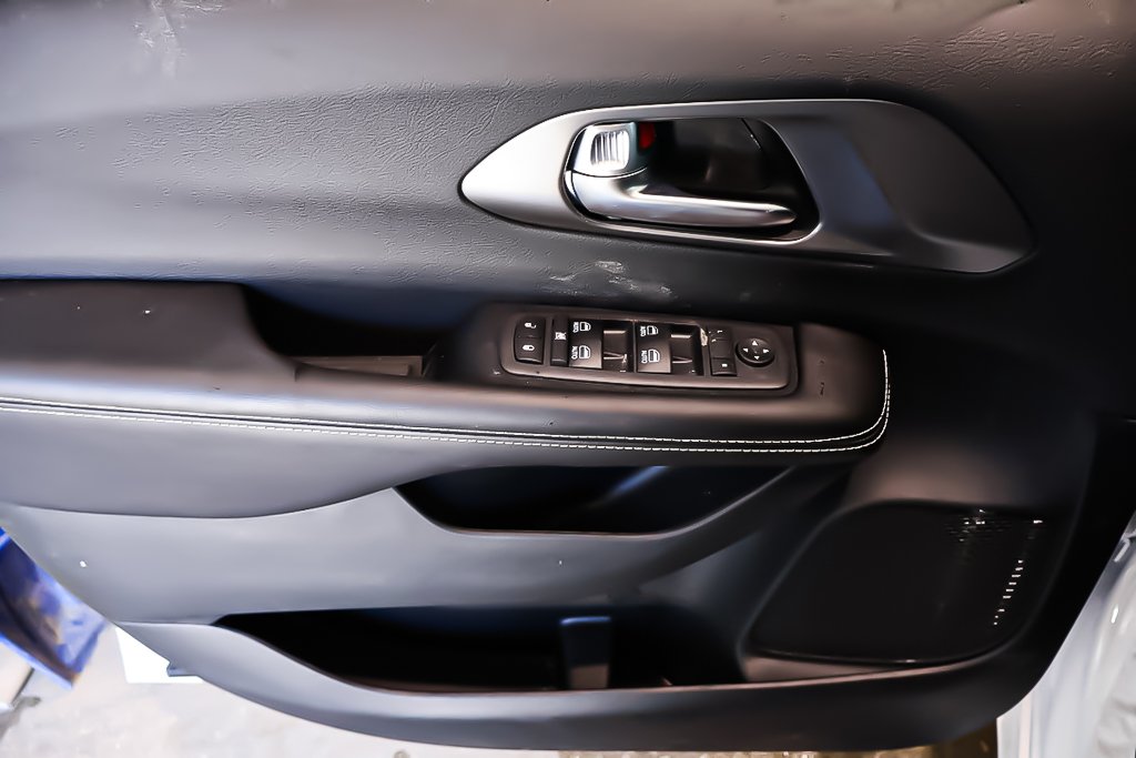 2026 Chrysler Grand Caravan SXT in Terrebonne, Quebec - 21 - w1024h768px