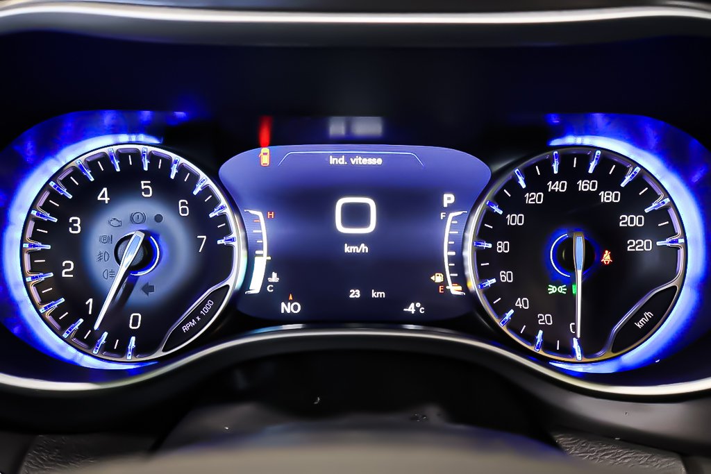 2026 Chrysler Grand Caravan SXT in Terrebonne, Quebec - 16 - w1024h768px