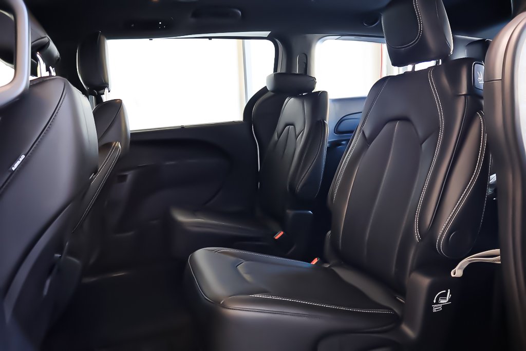 Chrysler Grand Caravan SXT 2026 à Terrebonne, Québec - 22 - w1024h768px