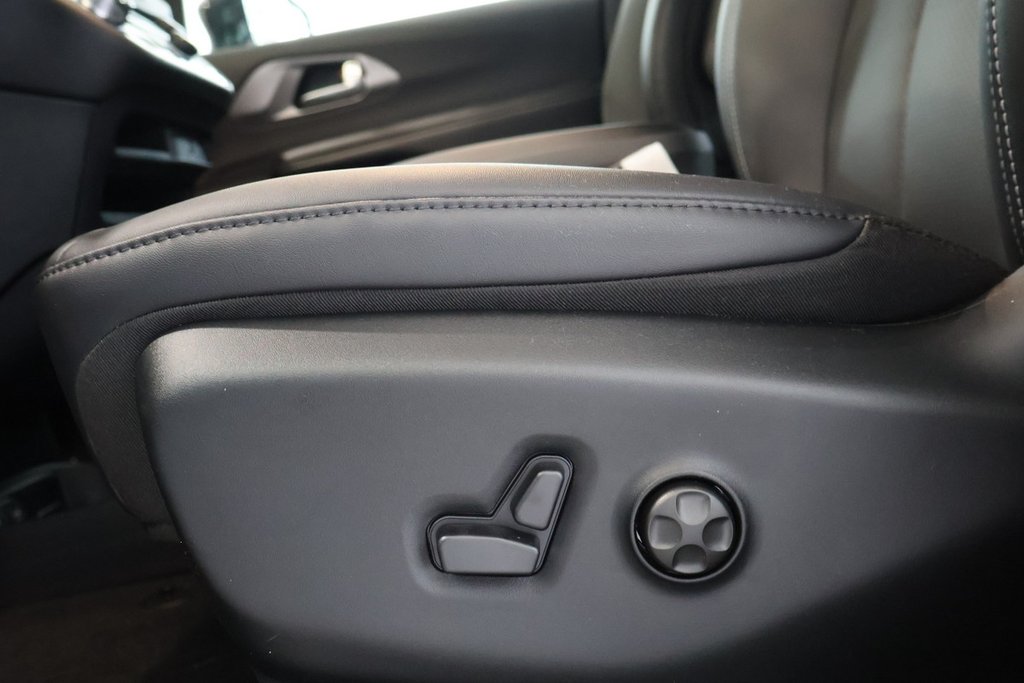 Chrysler Grand Caravan SXT 2026 à Terrebonne, Québec - 11 - w1024h768px