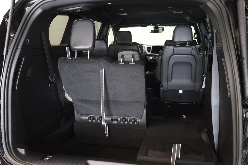 Chrysler Grand Caravan SXT 2026 à Terrebonne, Québec - 7 - w1024h768px