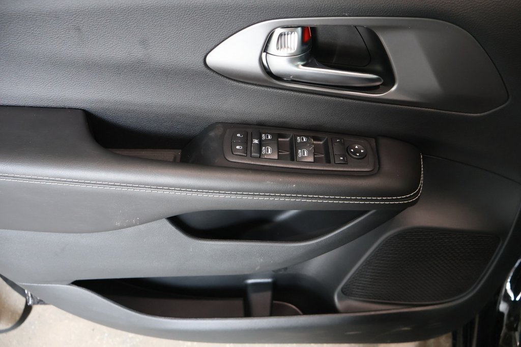 Chrysler Grand Caravan SXT 2026 à Terrebonne, Québec - 19 - w1024h768px