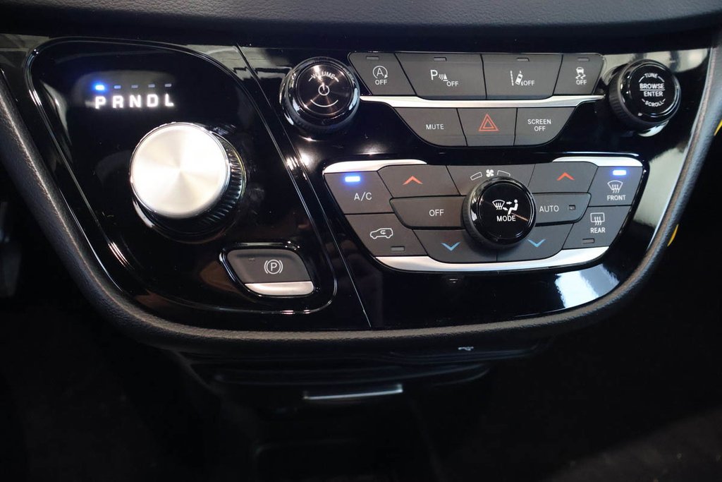 Chrysler Grand Caravan SXT 2026 à Terrebonne, Québec - 19 - w1024h768px