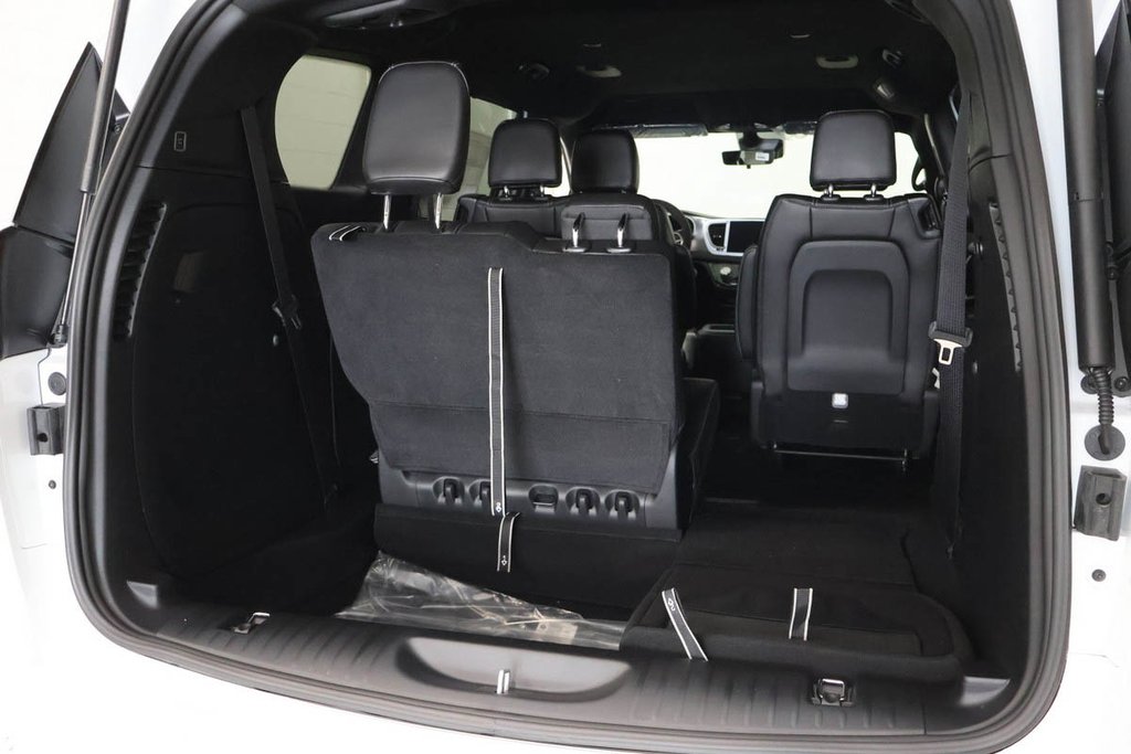 Chrysler Grand Caravan SXT 2026 à Terrebonne, Québec - 7 - w1024h768px