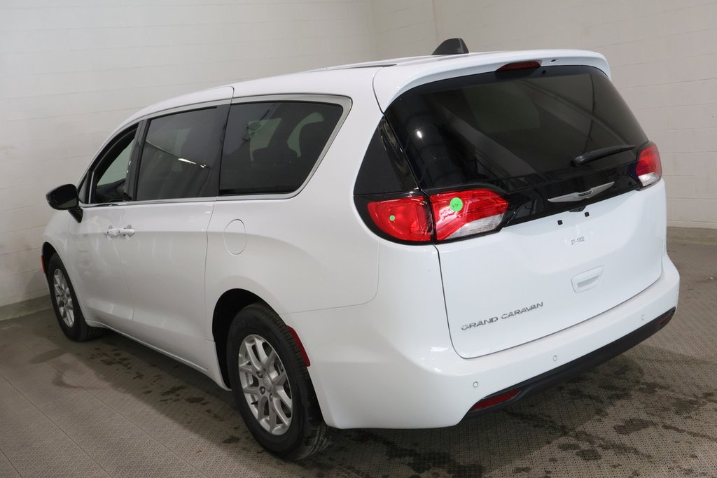 2027 Chrysler Grand Caravan SXT in Terrebonne, Quebec - 15 - w1024h768px
