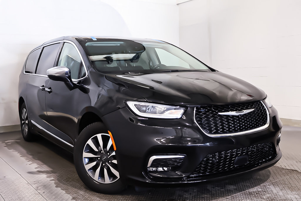 2022 Chrysler Pacifica Hybrid LIMITED + TOIT OUVRANT PANO + CUIR + GPS in Terrebonne, Quebec - 1 - w1024h768px