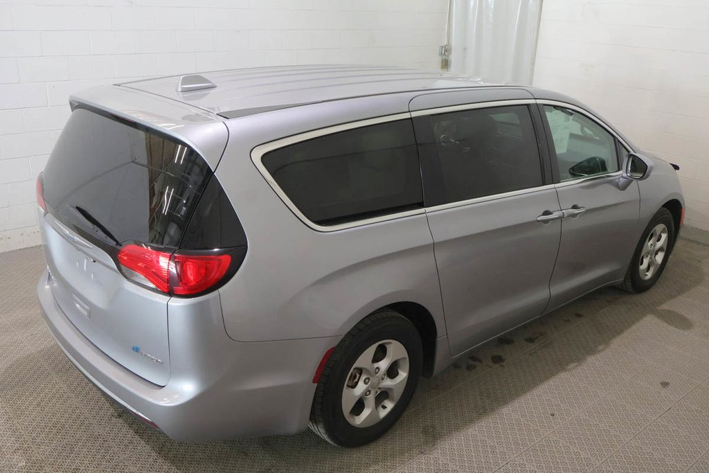 Chrysler Pacifica TOURING PLUS + HYBRIDE BRANCHABLE 2018 à Terrebonne, Québec - 10 - w1024h768px